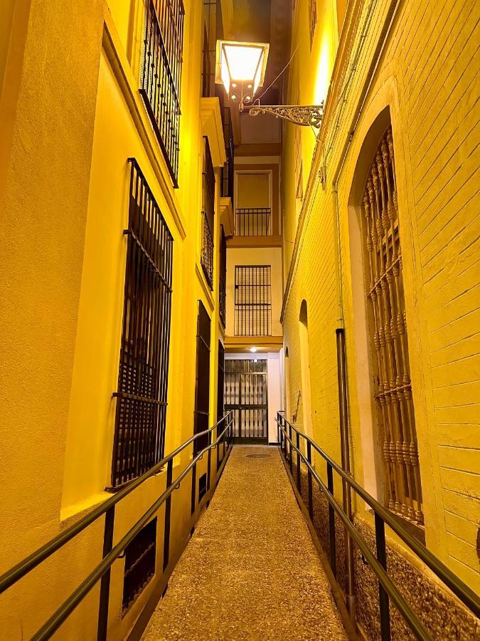 Suites Las Setas & Bicicletas Electricas Gratis 塞维利亚 外观 照片